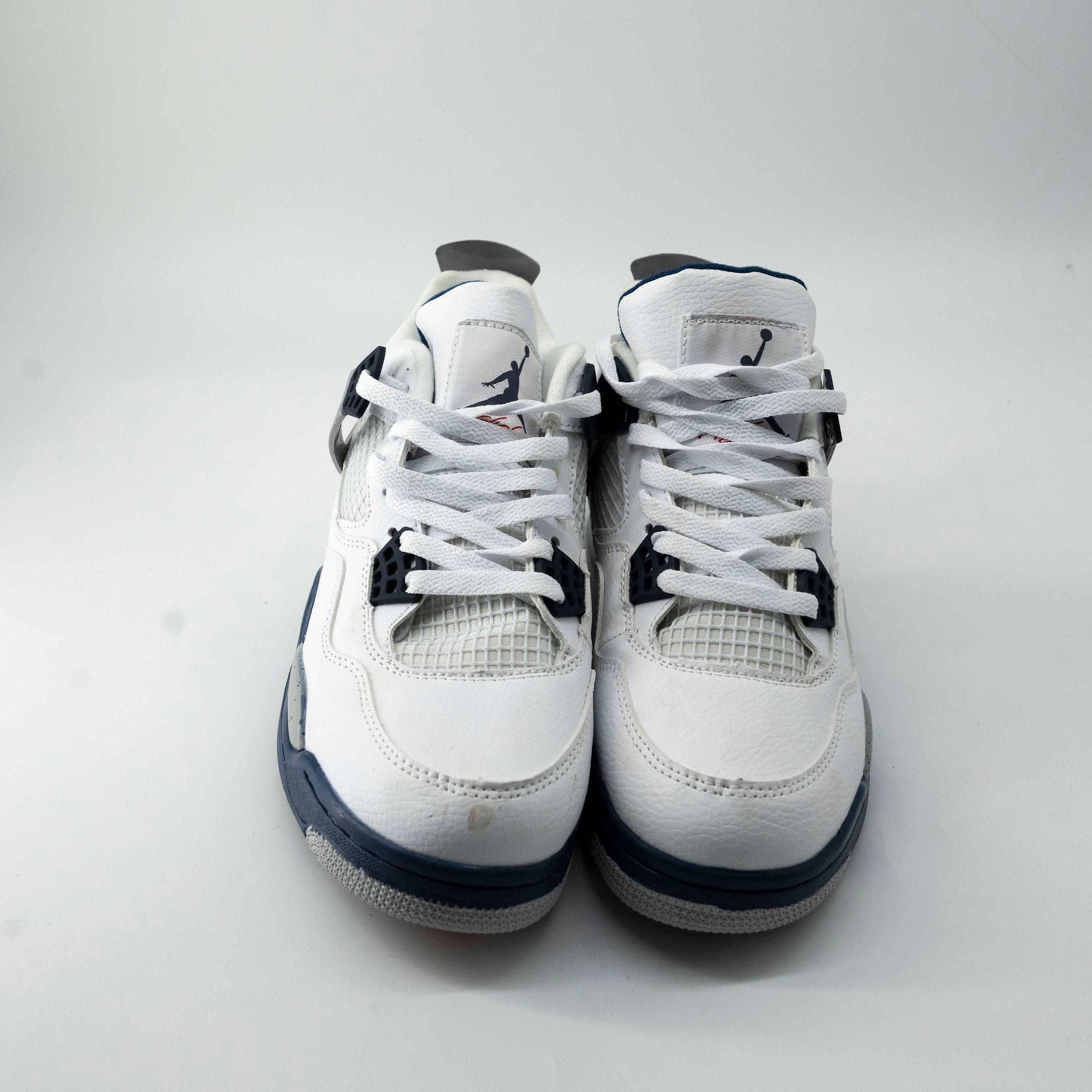 Air Jordan 4 Navy Blue